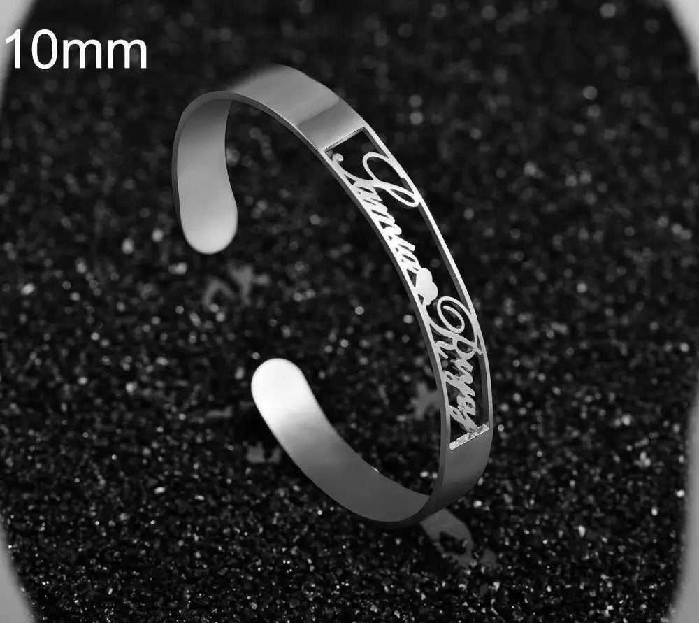 Custom Engraved Stainless Steel Name Bracelet & Bangles - Personalize Your Style!