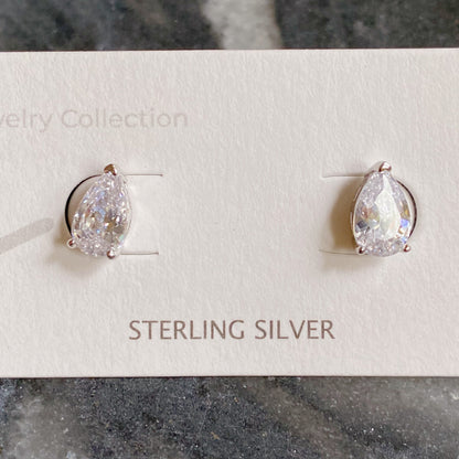 Dazzling Sterling Silver Teardrop Stud Earrings with Sparkling 5A Cubic Zirconia