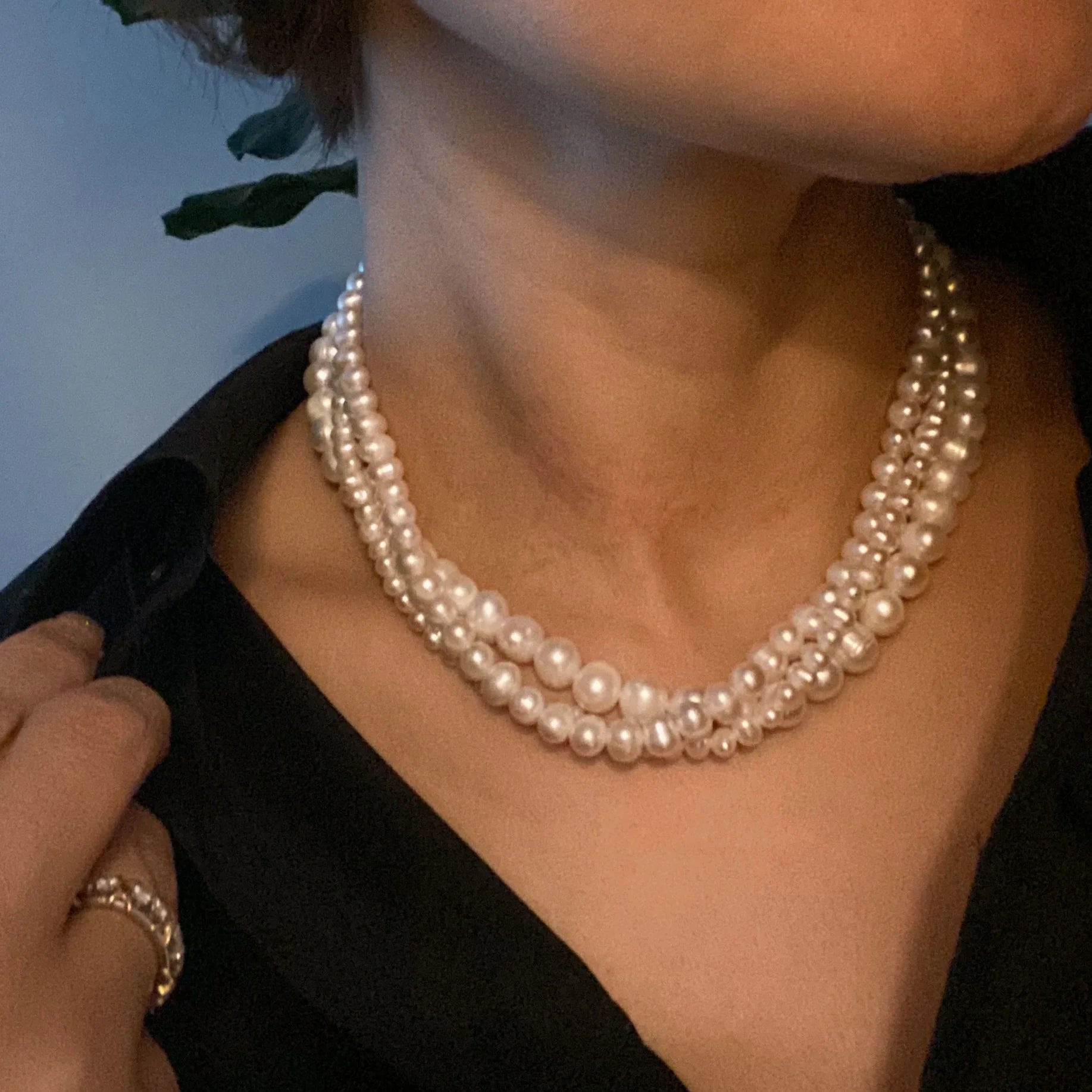 Chic and Versatile Clover Clasp Genuine Pearl Necklace with Freshwater Pearls