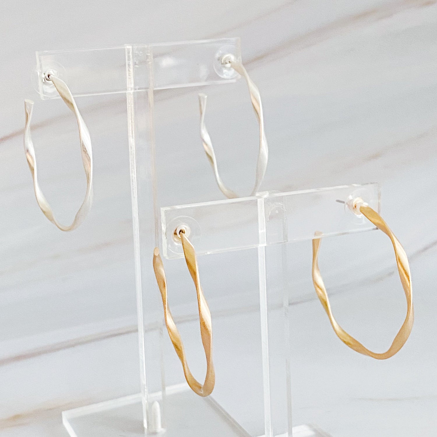 Sleek and Stylish Gentle Wave Hoop Earrings for Effortless Elegance