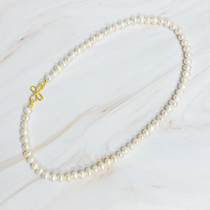 Chic and Versatile Clover Clasp Genuine Pearl Necklace with Freshwater Pearls